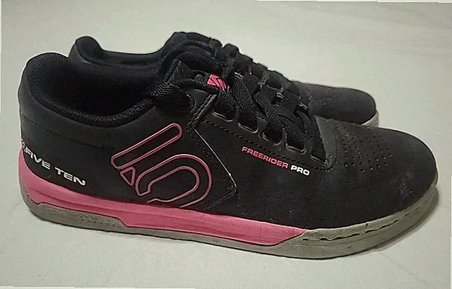Five Ten Freerider Pro Flat Pedal Mountain Bike Shoes Pink Black Womens 9/40