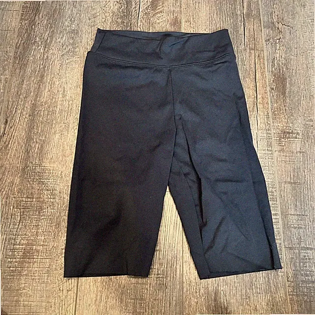 Girls Black Athletic Bike Shorts | Size 140 (Youth 9–10) | Dance Gym Activewear