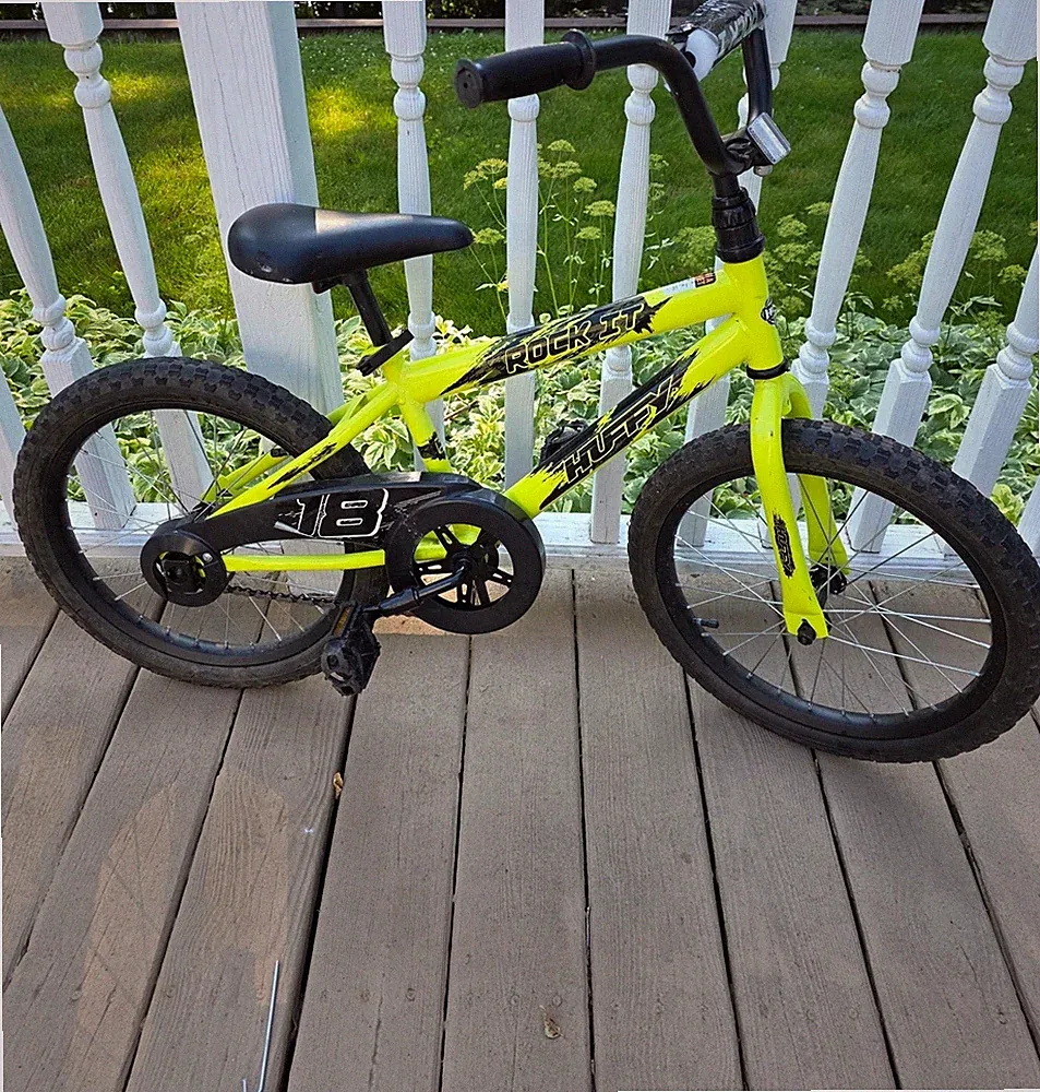 Huffy Rock It 18-inch Kids Bicycle