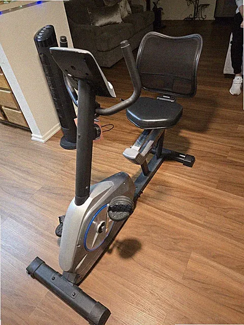 MAXKARE Recumbent Exercise Bike Adjustable Seat LCD Display Black/Gray